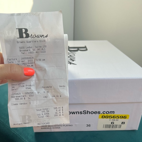 BROWNS • Sandals - Picture 5 of 5